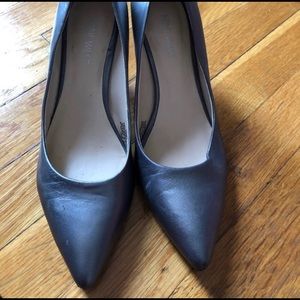 🌼Shoe Sale🌼 Grey Pump on Sale